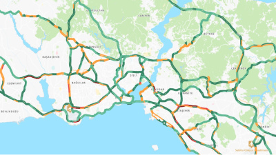 Kar yağdı trafik oluşmadı
