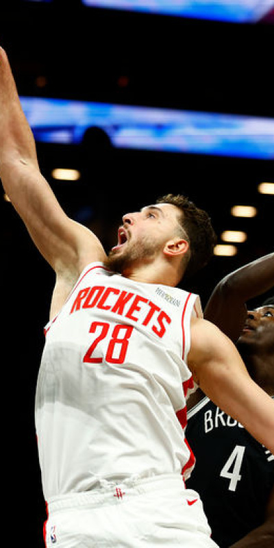 Alperen Şengün parkeye geri döndü!