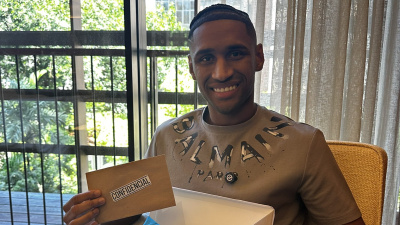 Tete ülkesine geri döndü!