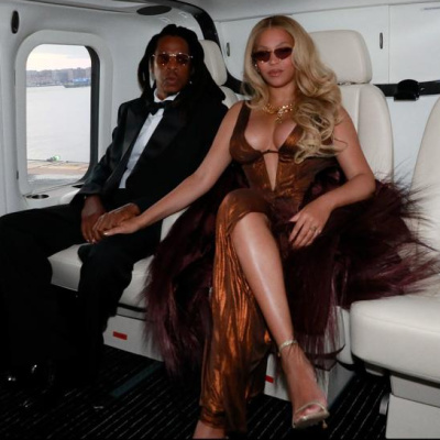 Para konuşmuyor ama para basıyor