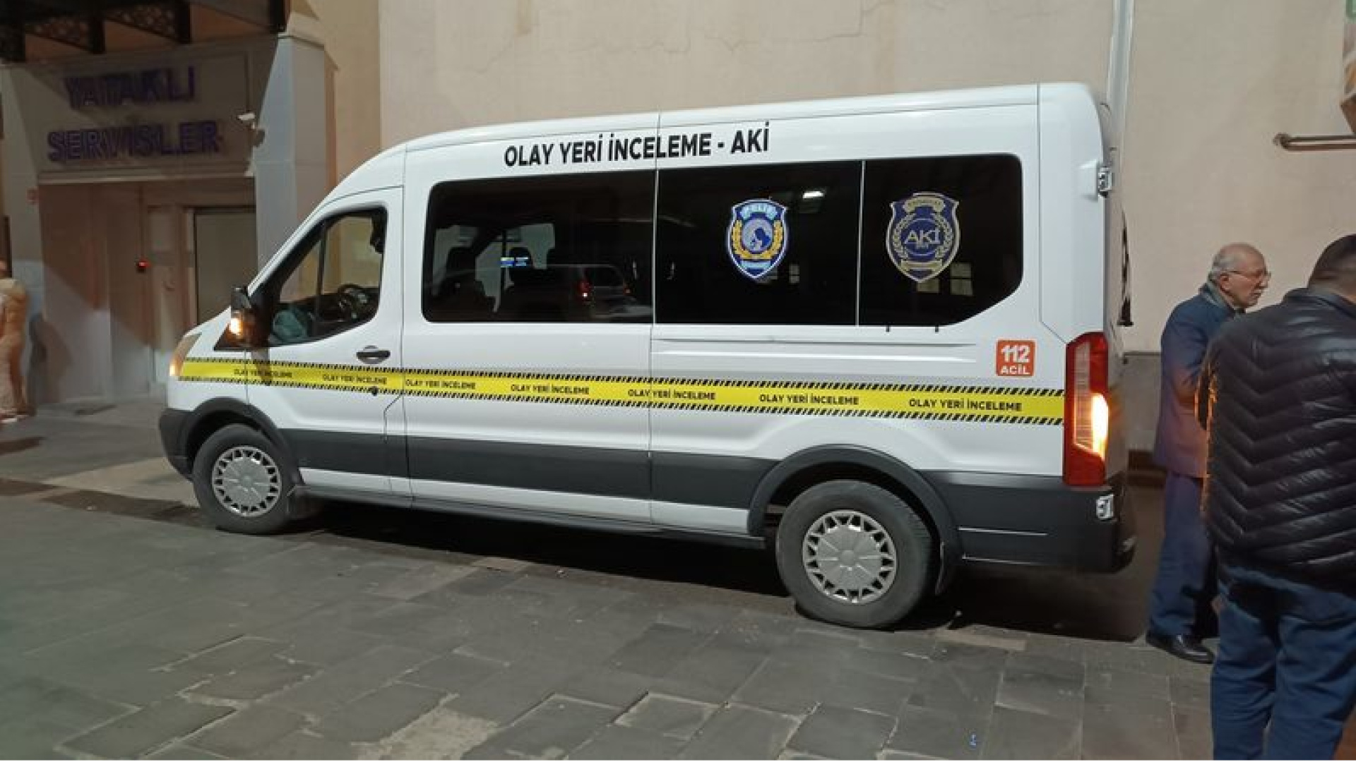 Son dakika: Balkondan düşen genç kadın hayatını kaybetti | Son dakika haberleri