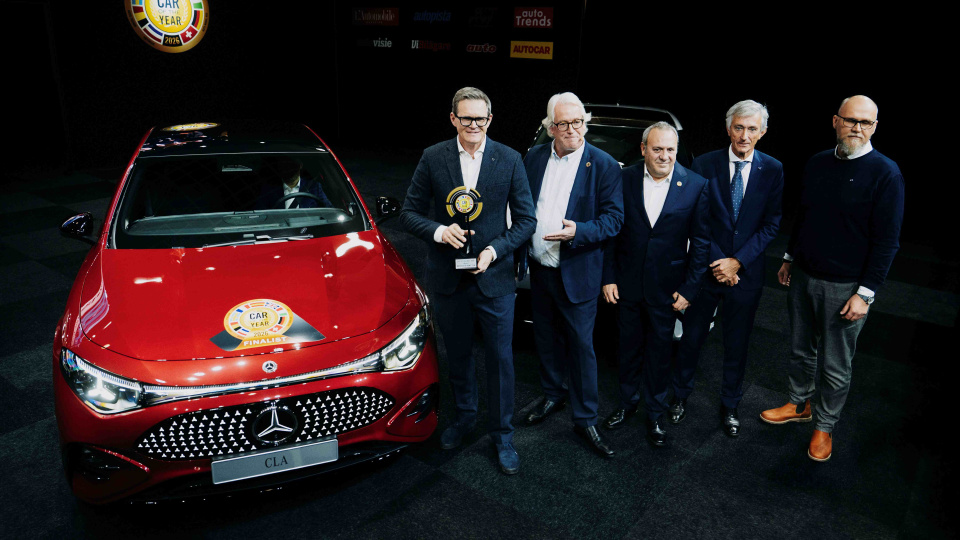 Avrupa'da yılın otomobili yeni CLA oldu