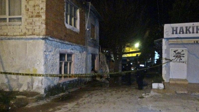 Gecekondu yangını: 1 ölü 1 yaralı