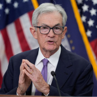 Fed'in eski başkanlarından Powell'a destek