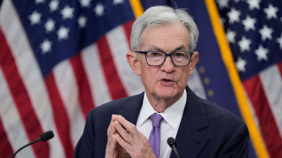 Fed'in eski başkanlarından Powell'a destek