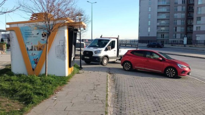 Banka aracında 30 milyon lirayı gasbettiler!