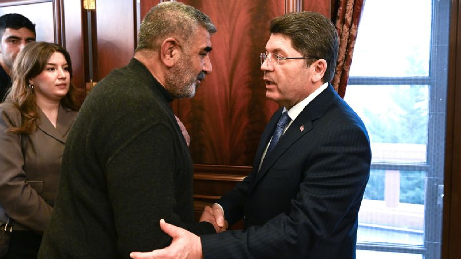 Bakan Tunç, Rojin'in babası ile görüştü