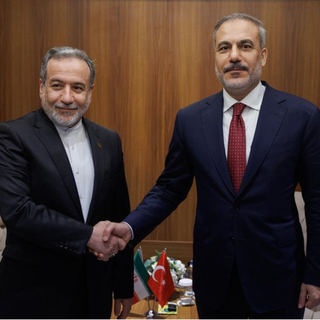 Bakan Fidan, İranlı mevkidaşı ile görüştü