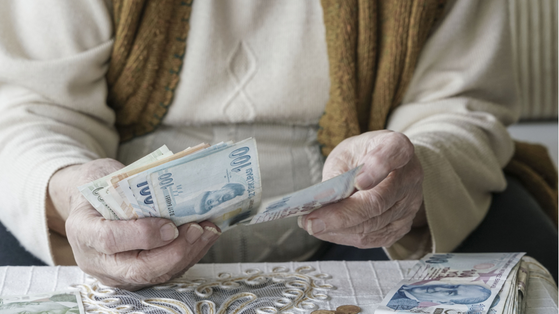 2026 en düşük emekli maaşına seyyanen zam yapılacak mı ve emekliye ek zam gelecek mi?