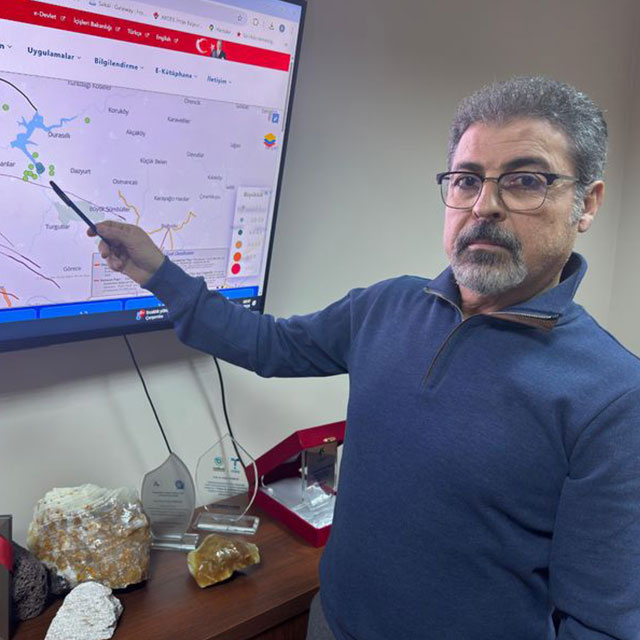 Yer bilimci Prof. Dr. Sözbilir'den o fay için 6.7'lik uyarı!