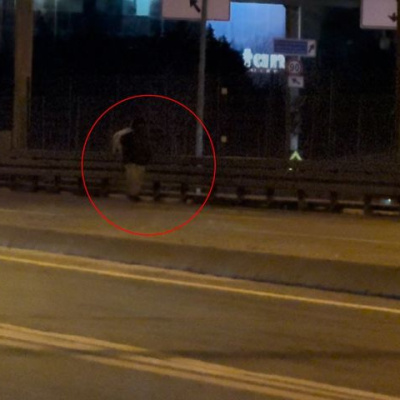 Geç saatlerde E-5'te tehlikeli yürüyüş!