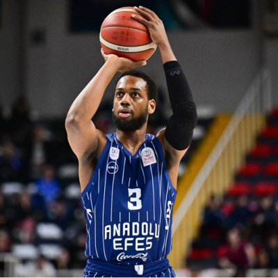 Anadolu Efes, Baskonia'yı konuk ediyor