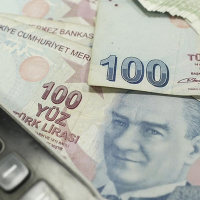 Memur ve emeklilere ek zam talebi