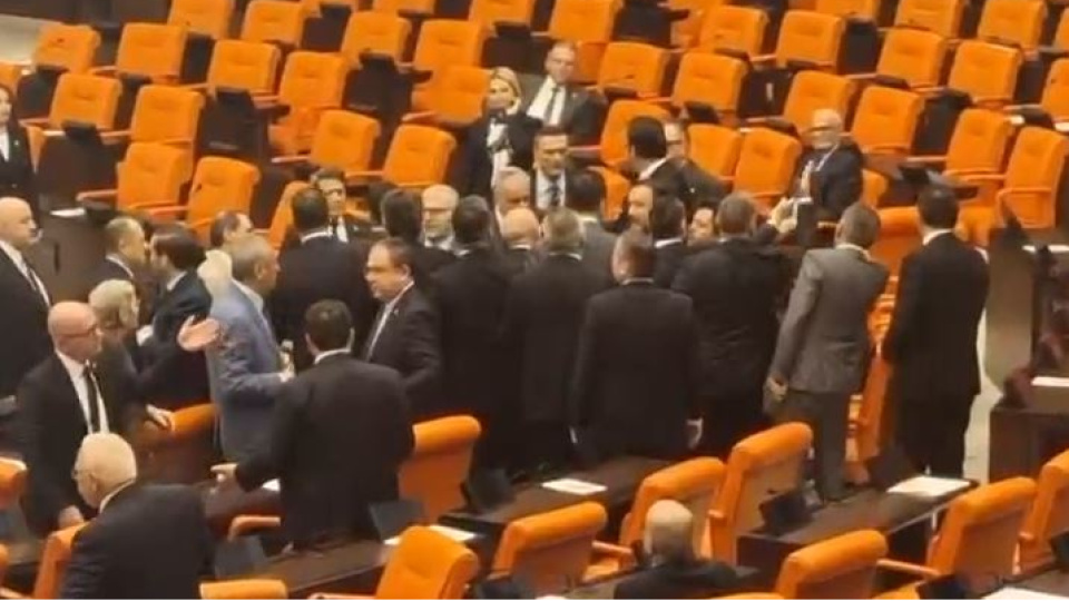 Meclis'te İsmet İnönü polemiği