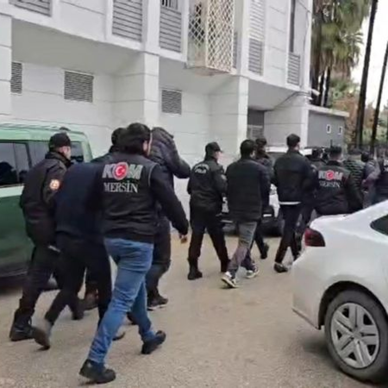 2 ilde tefecilik operasyonu: 4 tutuklama