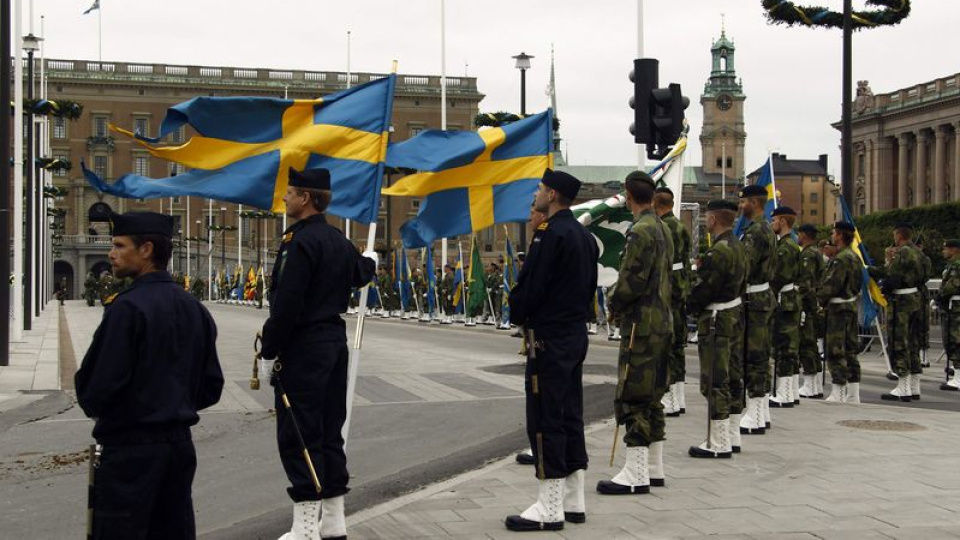 İsveç Grönland'a asker gönderecek