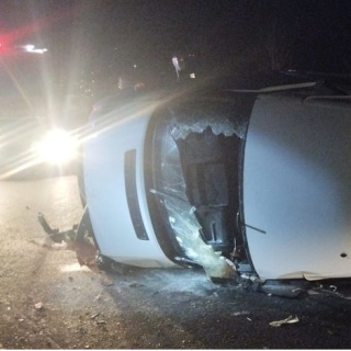 Otomobil ile minibüs çarpıştı: 1 ölü, 5 yaralı