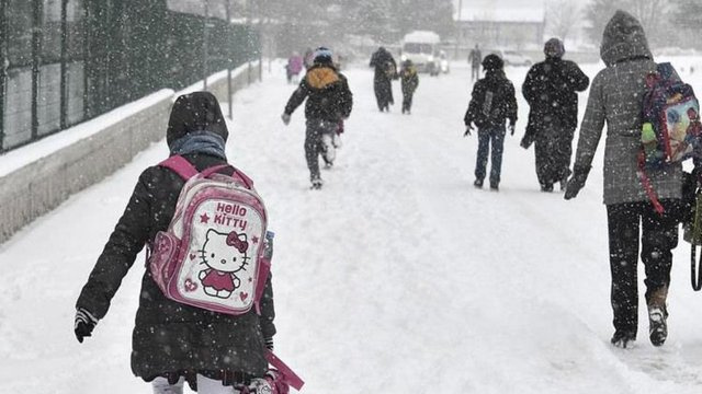 Bugün okullar tatil mi?