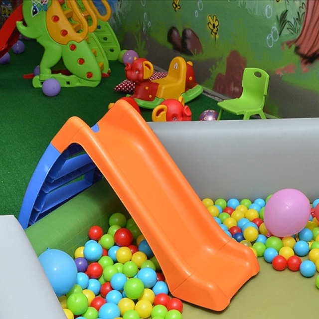 Hangi iş yerinde kreş zorunlu?