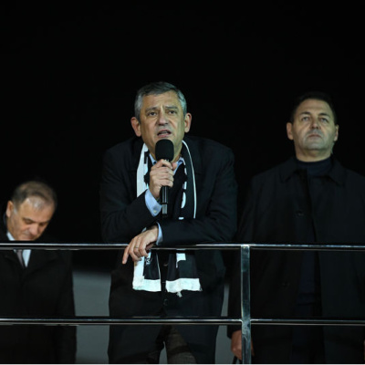 Özgür Özel, Beşiktaş mitinginde konuştu