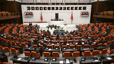 Trafik cezalarını artıran teklifin 10 maddesi daha kabul edildi