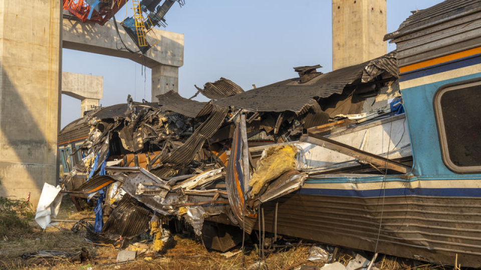 Tayland'da vinç faciası! 32 ölü, 64 yaralı