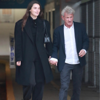 Genç sevgilisiyle görüntülendi