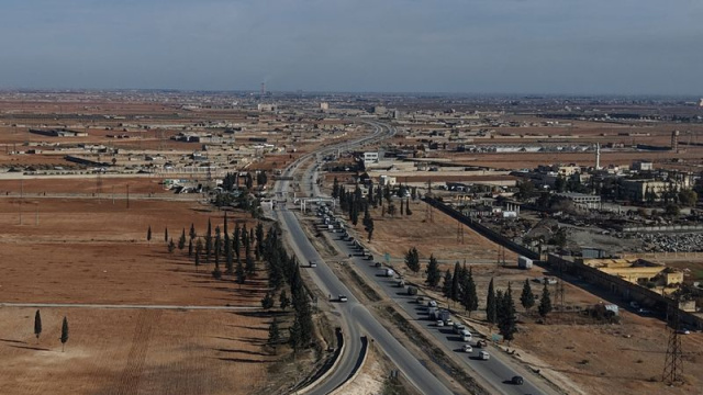 Suriye: YPG sivillerin çıkışını engelliyor