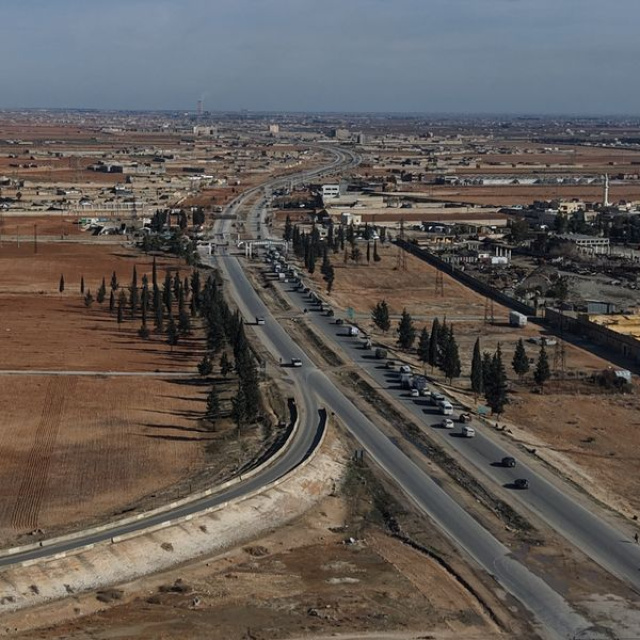 Suriye: YPG sivillerin çıkışını engelliyor