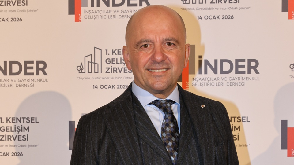 "Kentsel dönüşüm, kimsenin takdirine bırakılacak bir iş değildir"