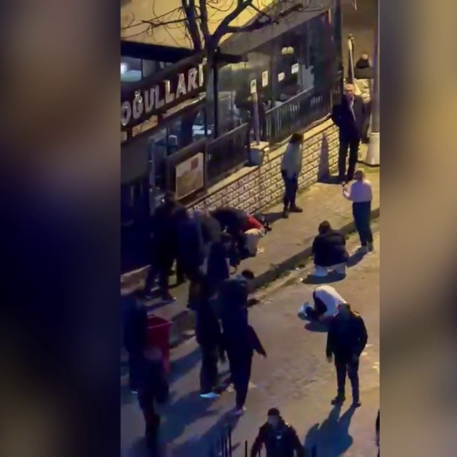 Restoranda başladı sokakta bitti: 1 ölü