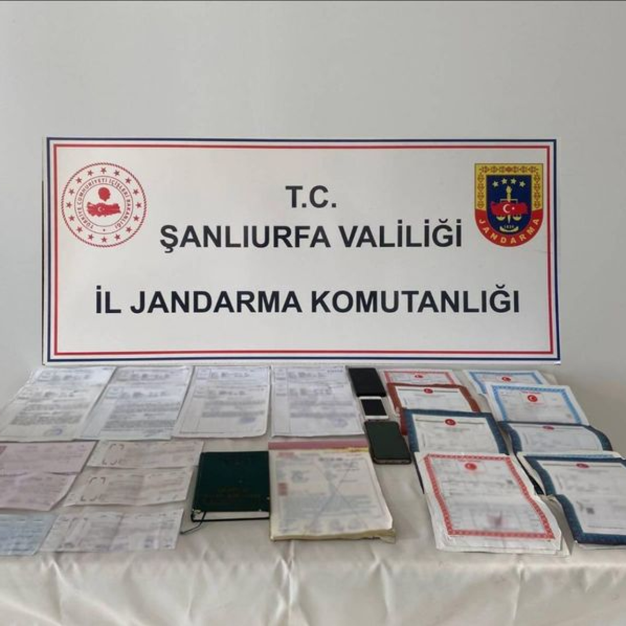 Şanlıurfa'da tefecilik operasyonu: 3 gözaltı