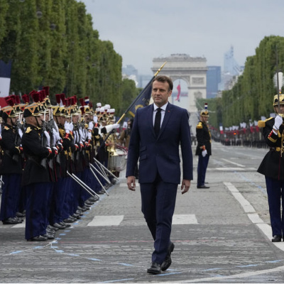 Fransa, Grönland'a asker gönderdi