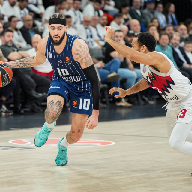 Anadolu Efes'in kabusu sürüyor!