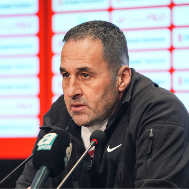 "Az süre alan oyuncularla oynadık"