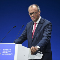 Merz'den nükleer açıklaması