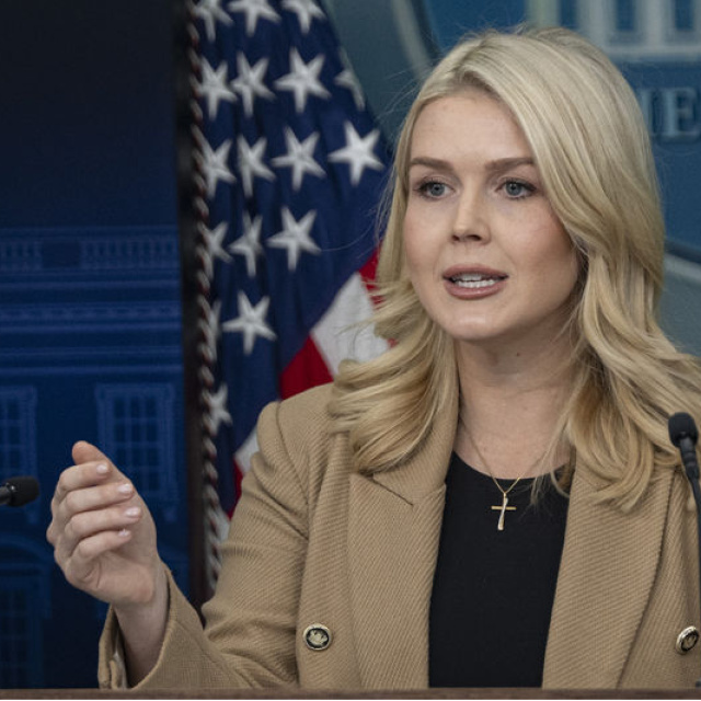 ABD ile Danimarka, Grönland'ı görüşecek