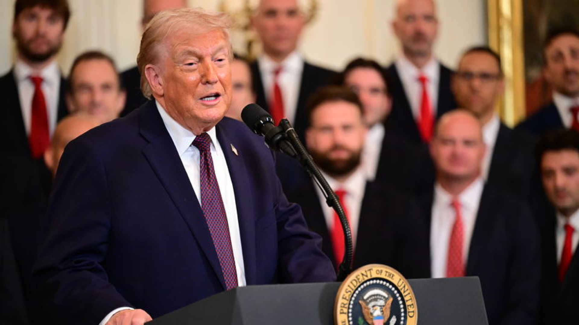 Trump, Venezuelalı Muhalif Lider Machado'dan Nobel Barış Ödülü Aldı