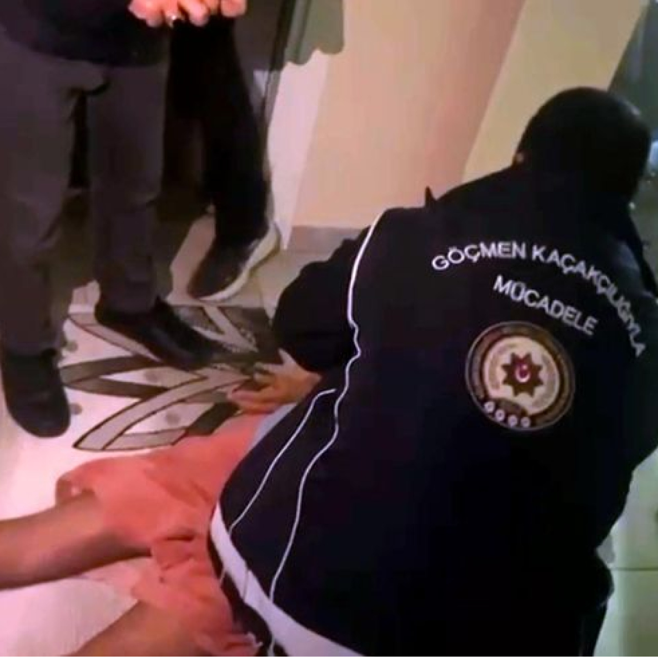 15 ilde göçmen kaçakçılığı: 50 tutuklama