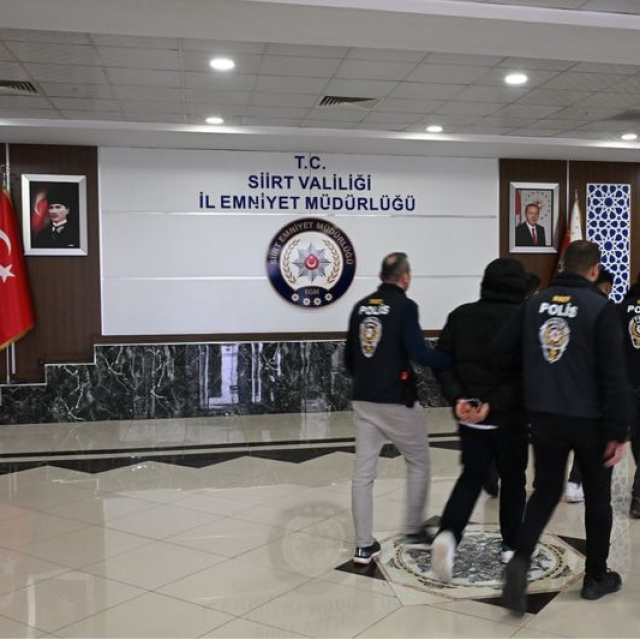 "Sazan sarmalı" operasyonu: 9 tutuklama