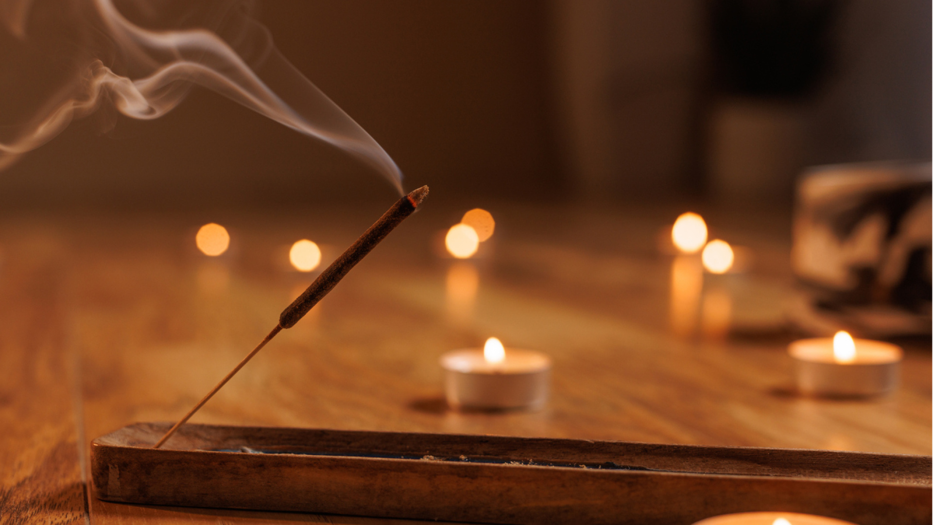 Tütsü orucu bozar mı? Diyanet'e göre oruçluyken tütsü koklamak orucu bozar mı?