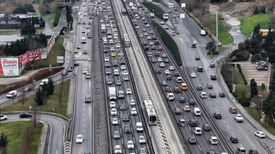 İstanbul'da trafik yoğunluğu yüzde 87'ye çıktı