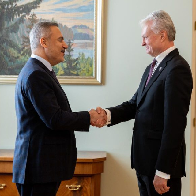 Bakan Fidan'dan diplomasi trafiği