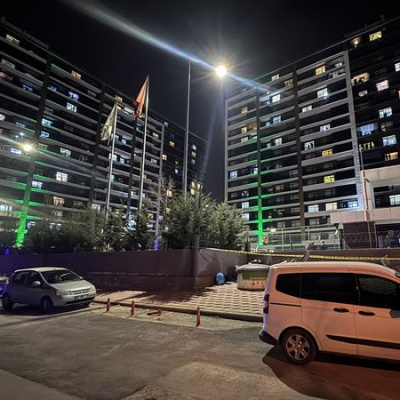 Kardeşini öldürüp annesini yaraladı! Aynı silahla kendini öldürdü