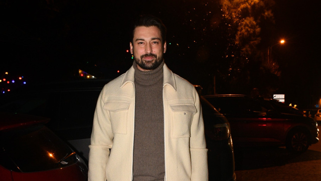 "Bu kez dileğimi dünya için diledim"