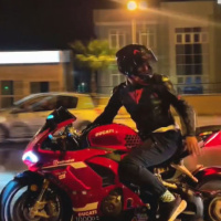 Motosikletli sanal medya ünlüsü kazada öldü!