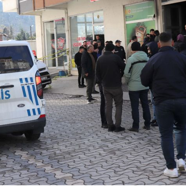 Oto bakım servisinde cansız bedenleri bulundu