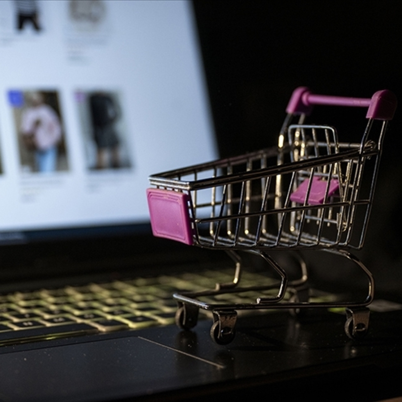 E-ticarette fahiş fiyata dev ceza