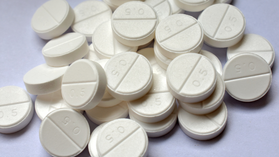 Trump'ın parasetamolün otizme yol açtığı iddiası çürütüldü