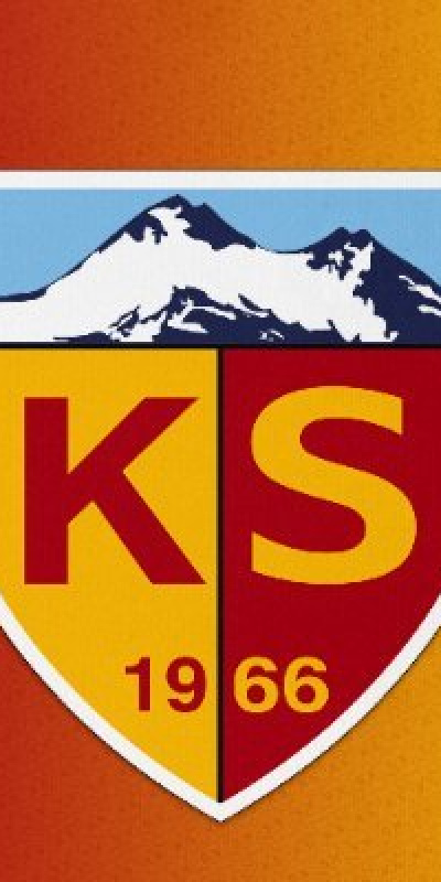 Kayserispor'da dört imza birden!